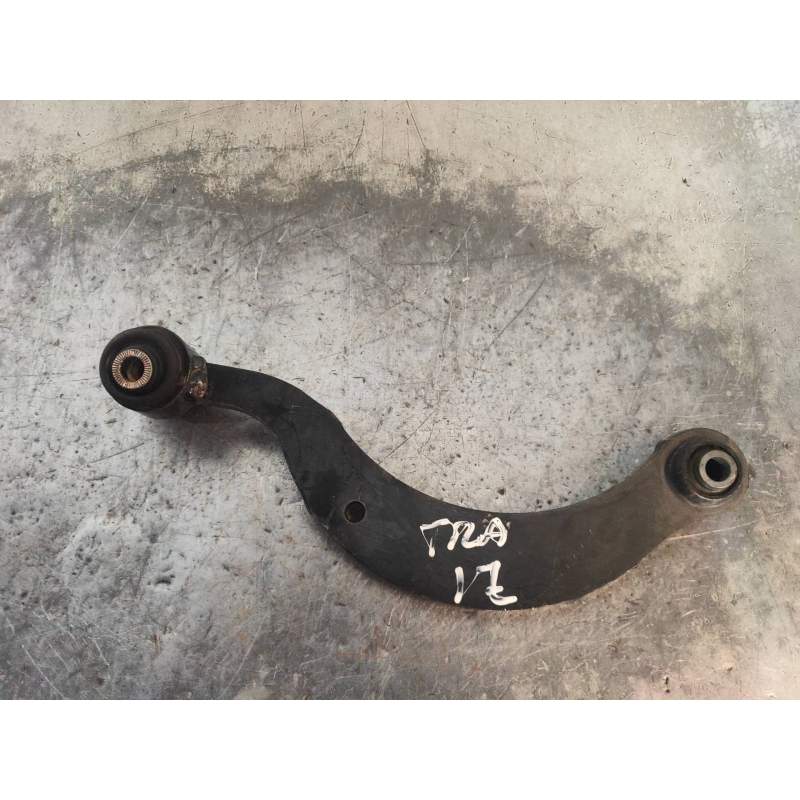 Recambio de brazo suspension superior trasero izquierdo para toyota auris hybrid business referencia OEM IAM   