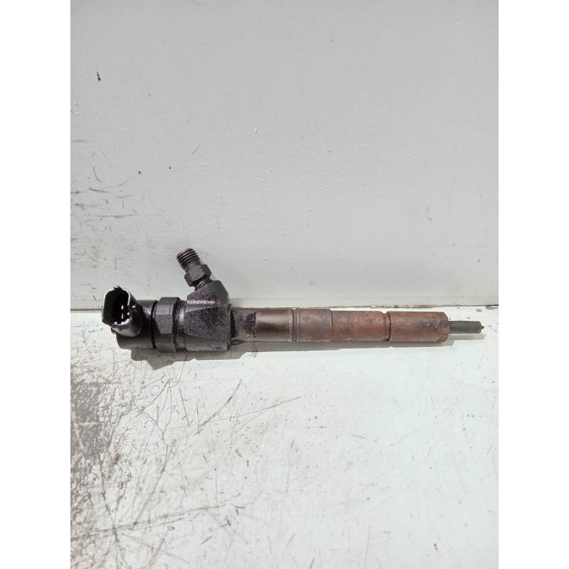 Recambio de inyector para opel insignia berlina referencia OEM IAM 0445110327 BOSCH 2008