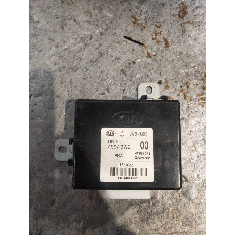 Recambio de modulo electronico para kia carnival 2.9 crdi cat referencia OEM IAM 957004D000  