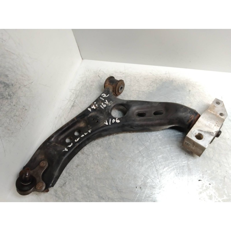 Recambio de brazo suspension inferior delantero izquierdo para volkswagen golf v berlina (1k1) trendline referencia OEM IAM   