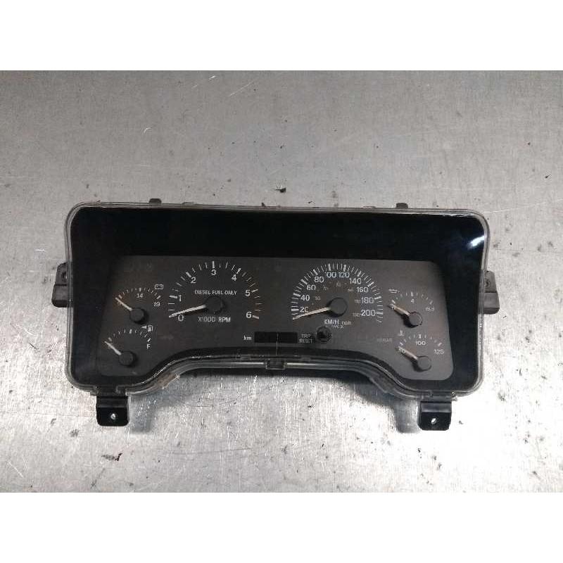 Recambio de cuadro instrumentos para jeep cherokee (j) 2.5 td adventure referencia OEM IAM P56009730AC CR0012012K0C0 TXJQ1197861