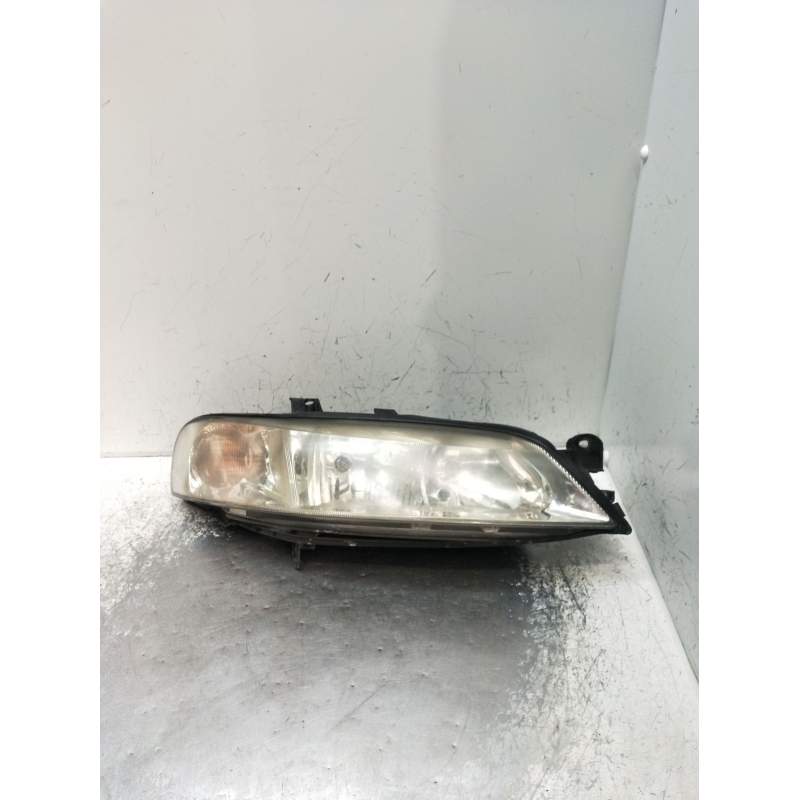 Recambio de faro derecho para opel vectra b hatchback (j96) 2.0 i 16v (f68) referencia OEM IAM   1999