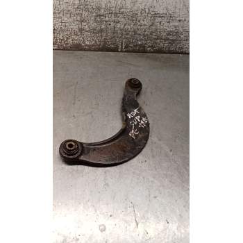 BRAZO SUSPENSION SUPERIOR TRASERO DERECHO ANTERIOR 18TDDI 1998