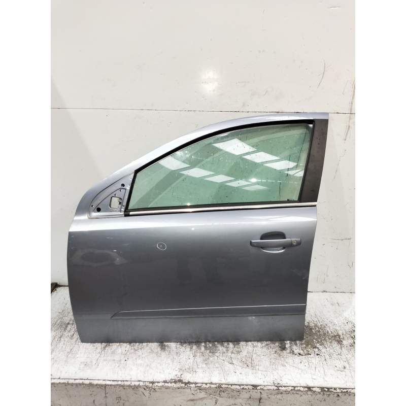 Recambio de puerta delantera izquierda para opel astra h berlina cosmo referencia OEM IAM  5P H/04