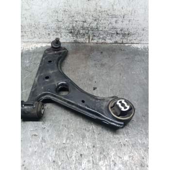 BRAZO SUSPENSION INFERIOR DELANTERO DERECHO 