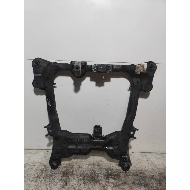 Recambio de puente delantero para kia carnival 2.9 crdi cat referencia OEM IAM   