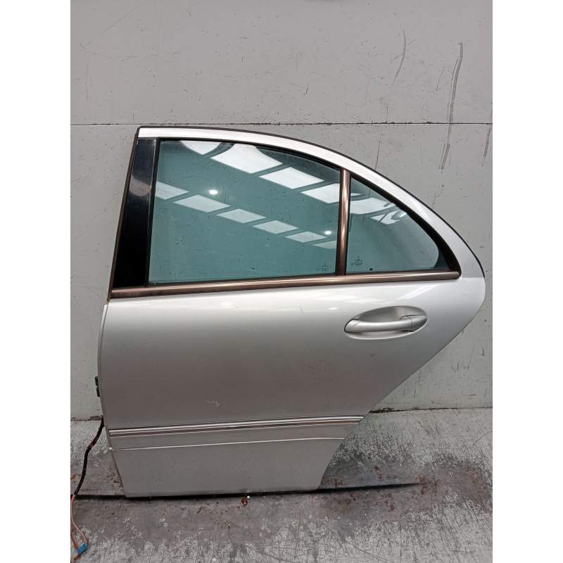Recambio de puerta trasera izquierda para mercedes-benz clase c (w203) c 270 cdi (203.016) referencia OEM IAM  4P 2000
