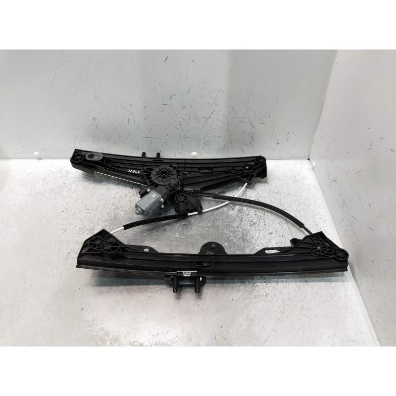 Recambio de elevalunas delantero derecho para peugeot 308 active pack hybrid referencia OEM IAM 9830815180 9829048380 5P