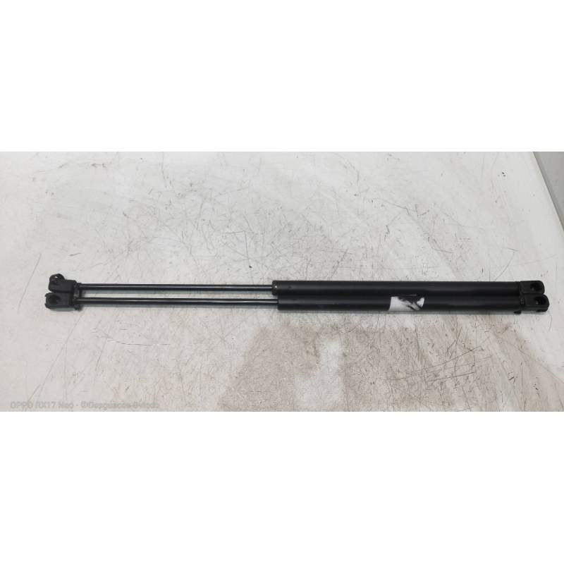 Recambio de amortiguadores capo para peugeot 308 sw sport referencia OEM IAM   2007