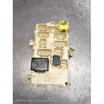 CAJA RELES / FUSIBLES 9E210133 827060060 