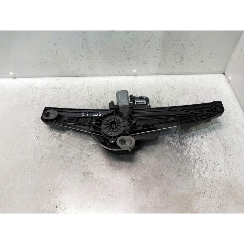 Recambio de elevalunas trasero izquierdo para peugeot 308 active pack hybrid referencia OEM IAM 9830816080  5P