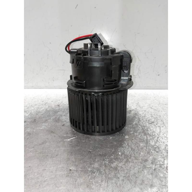 Recambio de motor calefaccion para peugeot 308 active pack hybrid referencia OEM IAM T71637C T75061C 