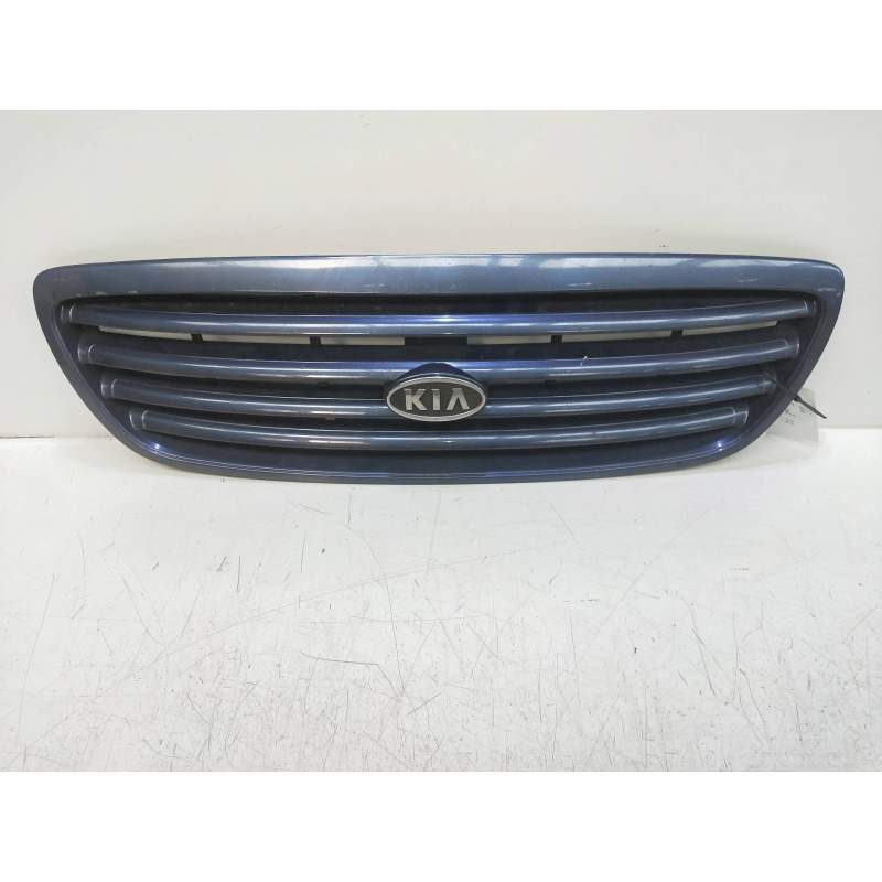 Recambio de rejilla delantera para kia carnival ii 2.9 crdi lx referencia OEM IAM   2001