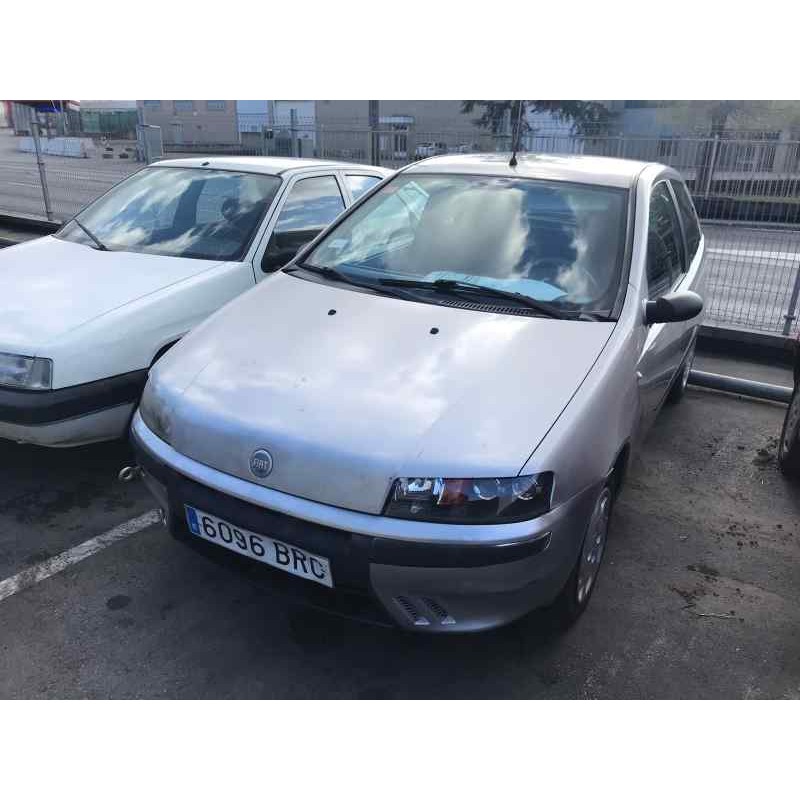 fiat punto berlina (188) del año 2001