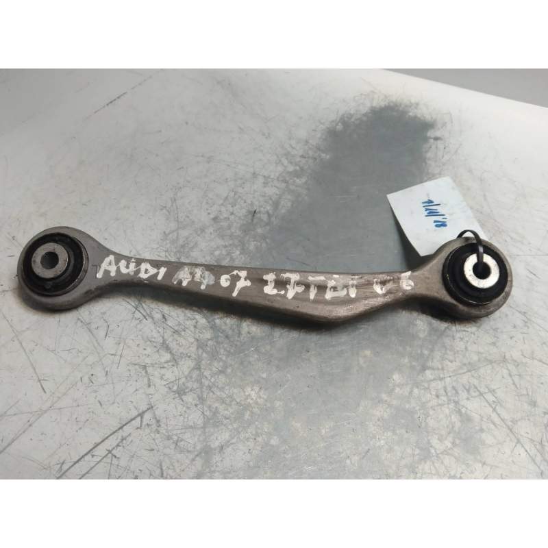 Recambio de tirante trasero izquierdo para audi a4 ber. (b8) básico referencia OEM IAM ANTERIOR 27TDI 2008