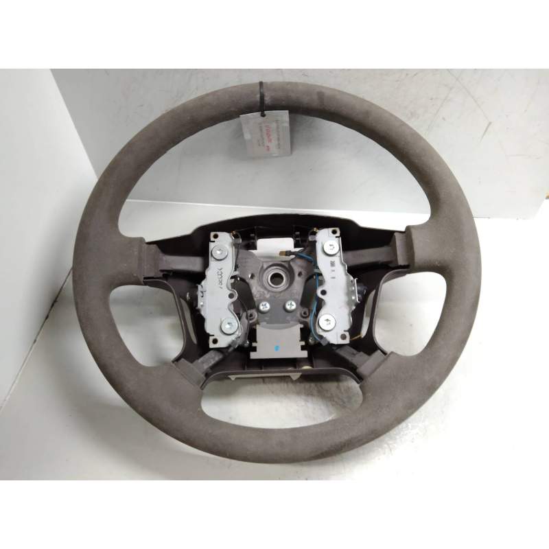 Recambio de volante para kia cerato 1.6 crdi referencia OEM IAM   
