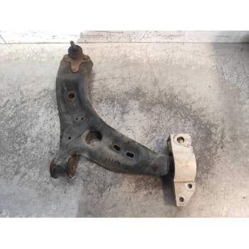 BRAZO SUSPENSION INFERIOR DELANTERO DERECHO 