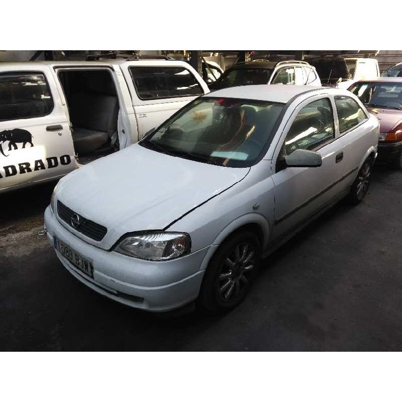 opel astra g berlina del año 2001