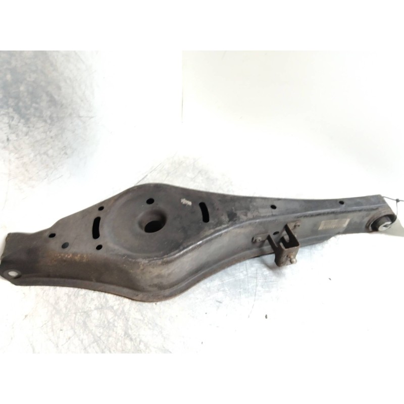 Recambio de brazo suspension inferior trasero derecho para volkswagen golf v berlina (1k1) 2.0 tdi referencia OEM IAM   