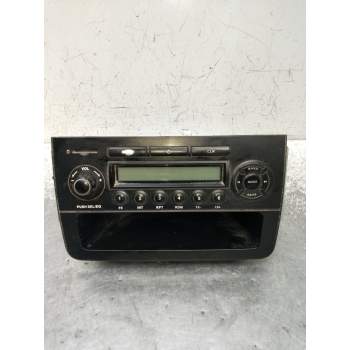 SISTEMA AUDIO / RADIO CD 7901010CA02 