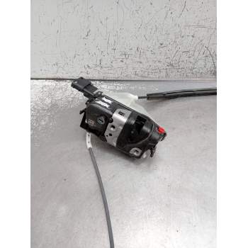 MOTOR CIERRE CENTRALIZADO TRASERO DERECHO PSA 267100 5P. 16943707 4400N0399 2021