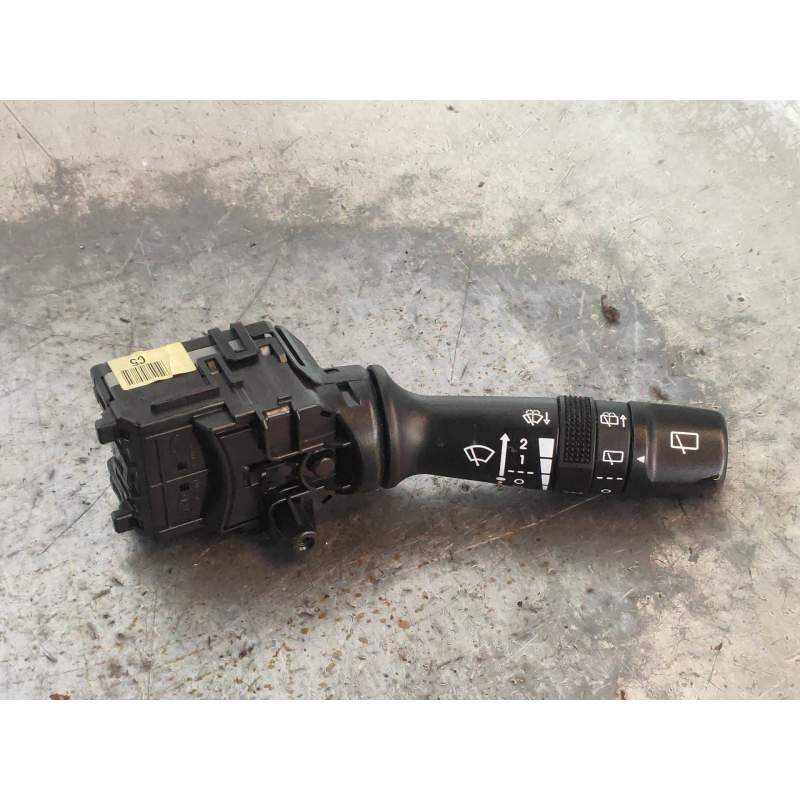 Recambio de mando limpia para kia rio basic referencia OEM IAM   
