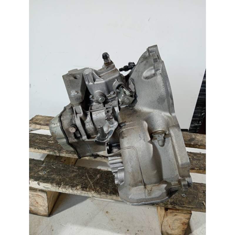 Recambio de caja cambios para opel astra h gtc (a04) 1.6 (l08) referencia OEM IAM F17C394 A03772 5V
