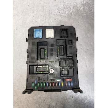 CAJA RELES / FUSIBLES 9660105980 281148373A 2004