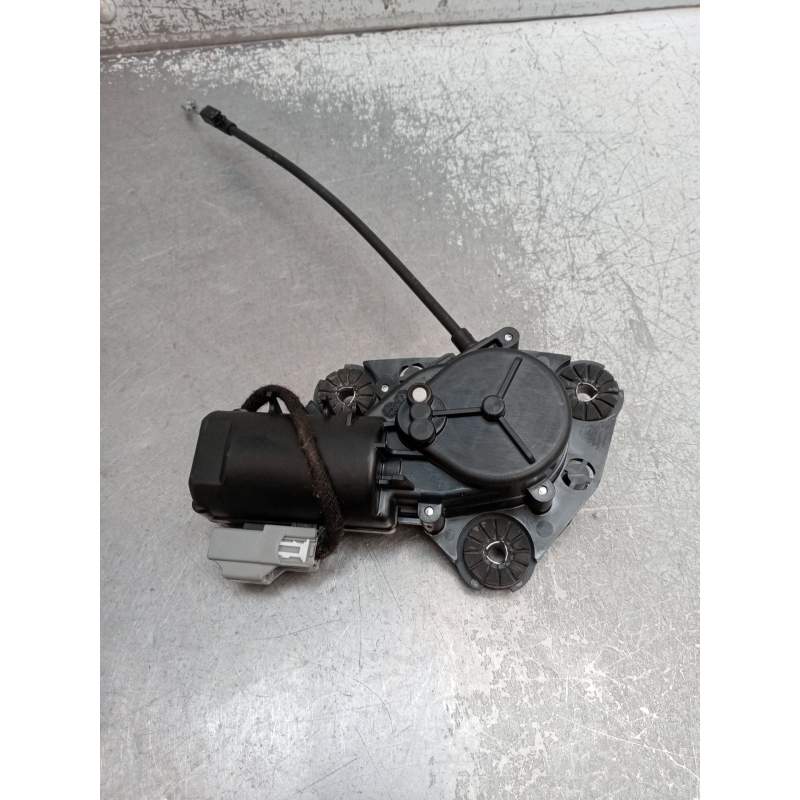 Recambio de motor cierre centralizado porton para volvo xc60 business plus 2wd referencia OEM IAM  5P 