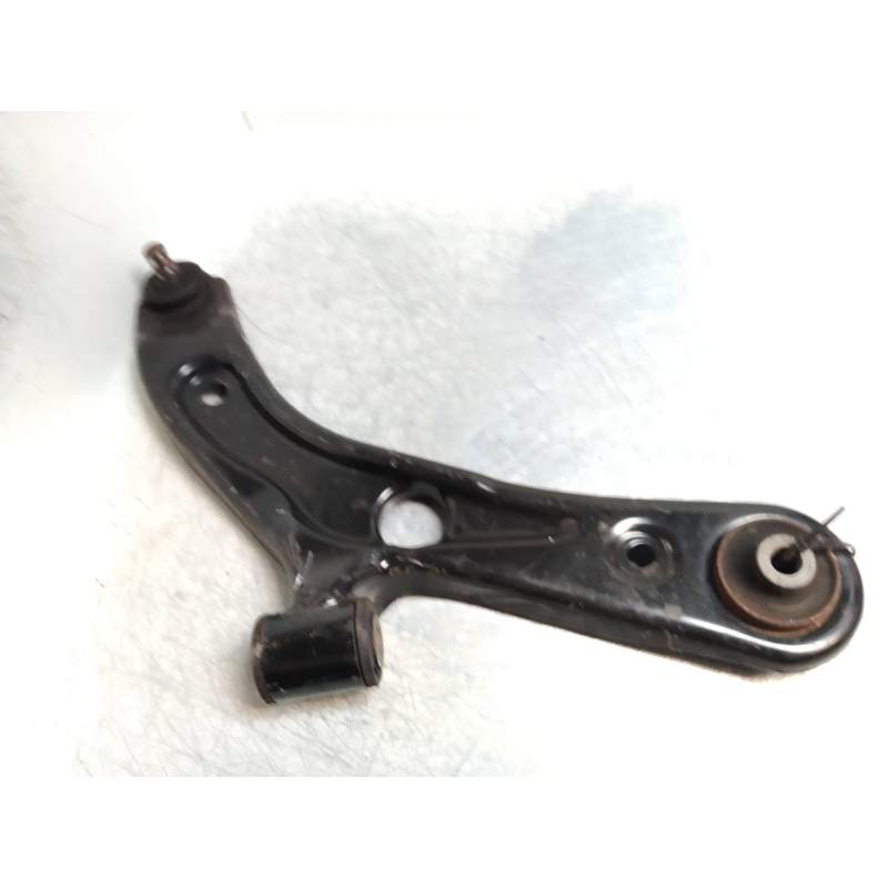 Recambio de brazo suspension inferior delantero derecho para suzuki swift berlina (mz) gl (3-ptas.) referencia OEM IAM   