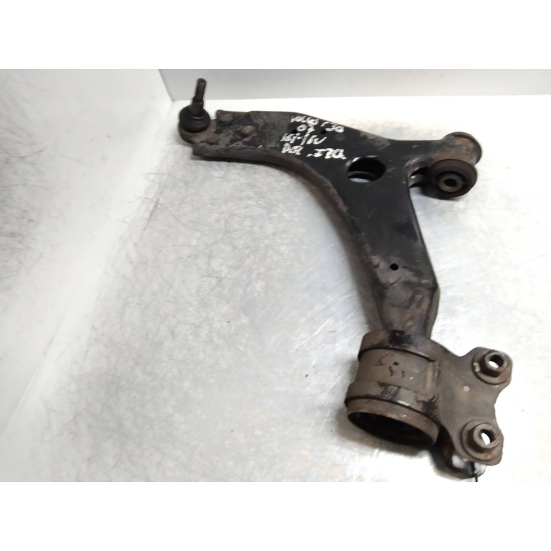 Recambio de brazo suspension inferior delantero izquierdo para volvo c30 1.6 cat referencia OEM IAM   