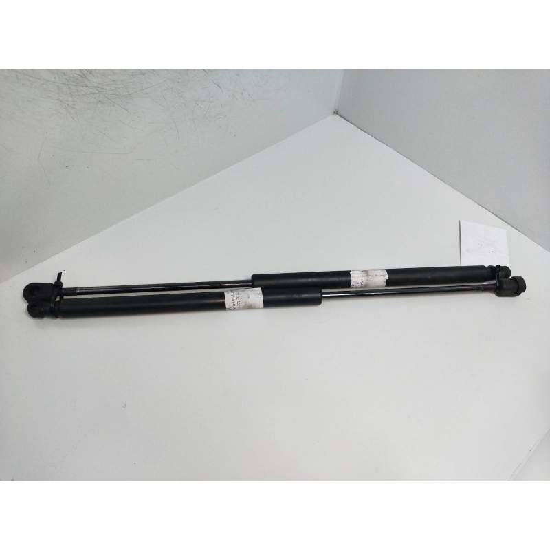 Recambio de amortiguadores maletero / porton para hyundai getz (tb) 1.5 crdi referencia OEM IAM 817701C001  