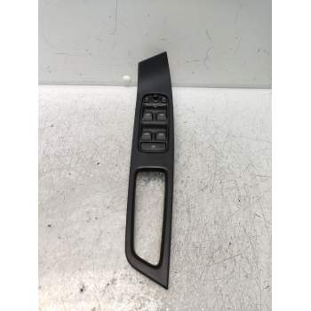 MANDO ELEVALUNAS DELANTERO IZQUIERDO 31343102 5P