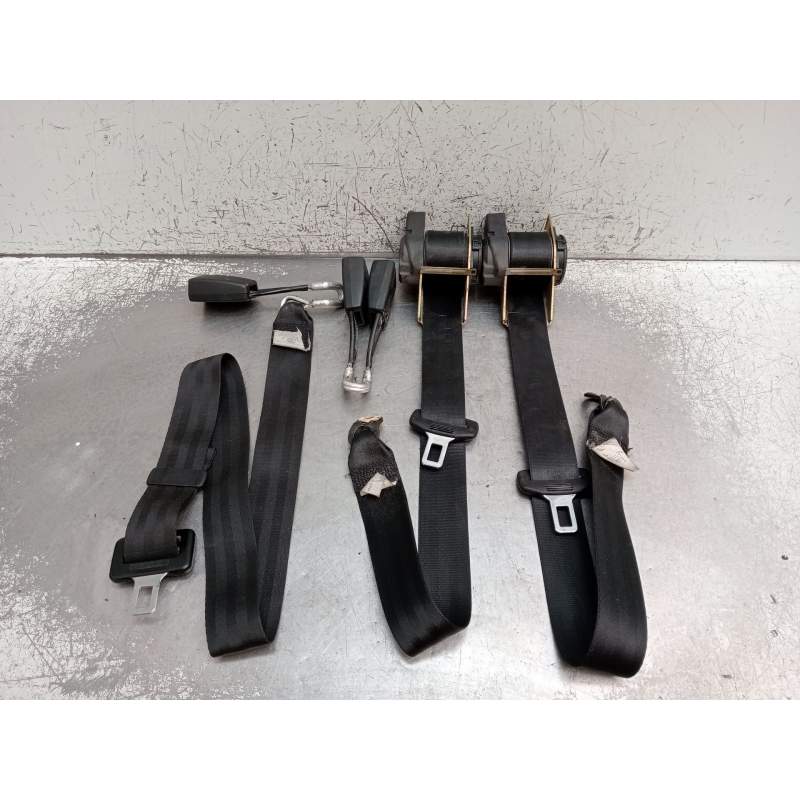 Recambio de juego cinturones trasero para skoda octavia i (1u2) 1.9 tdi referencia OEM IAM  5P 1997