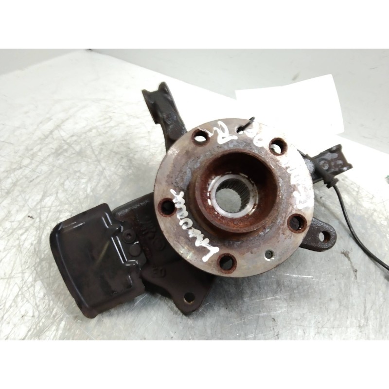 Recambio de mangueta delantera derecha para renault laguna iii 1.5 dci diesel referencia OEM IAM   