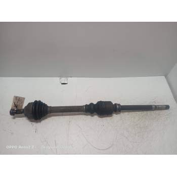 TRANSMISION DELANTERA DERECHA 18G 1995