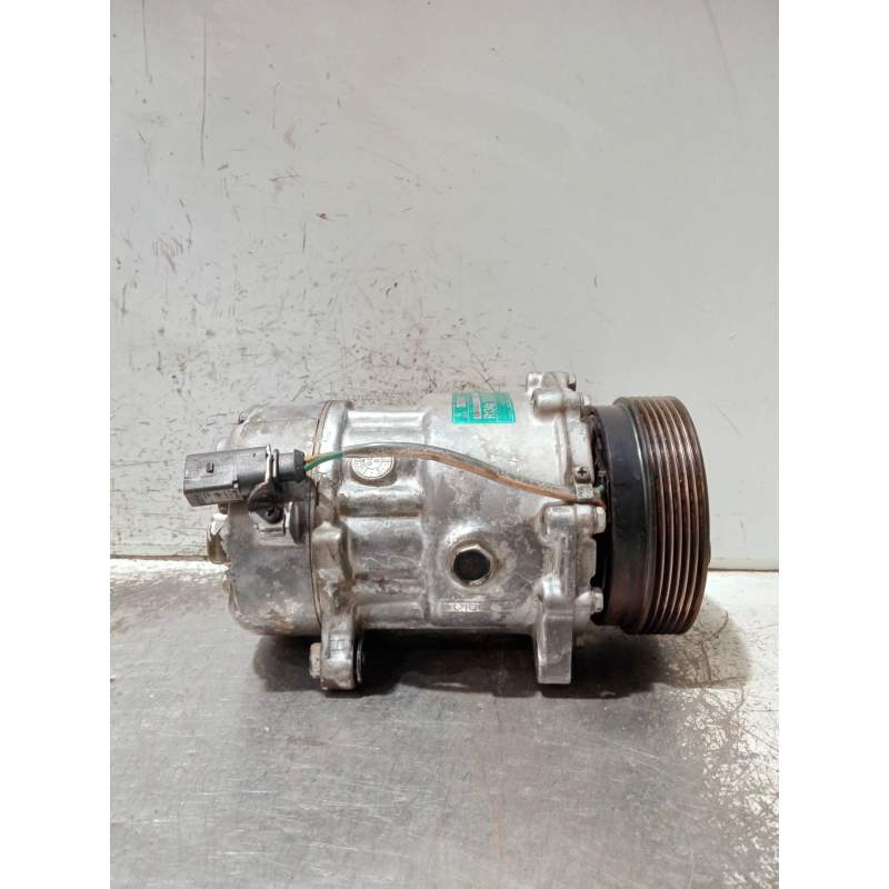Recambio de compresor aire acondicionado para seat leon (1m1) 1.6 16 v referencia OEM IAM 1J0820803F  