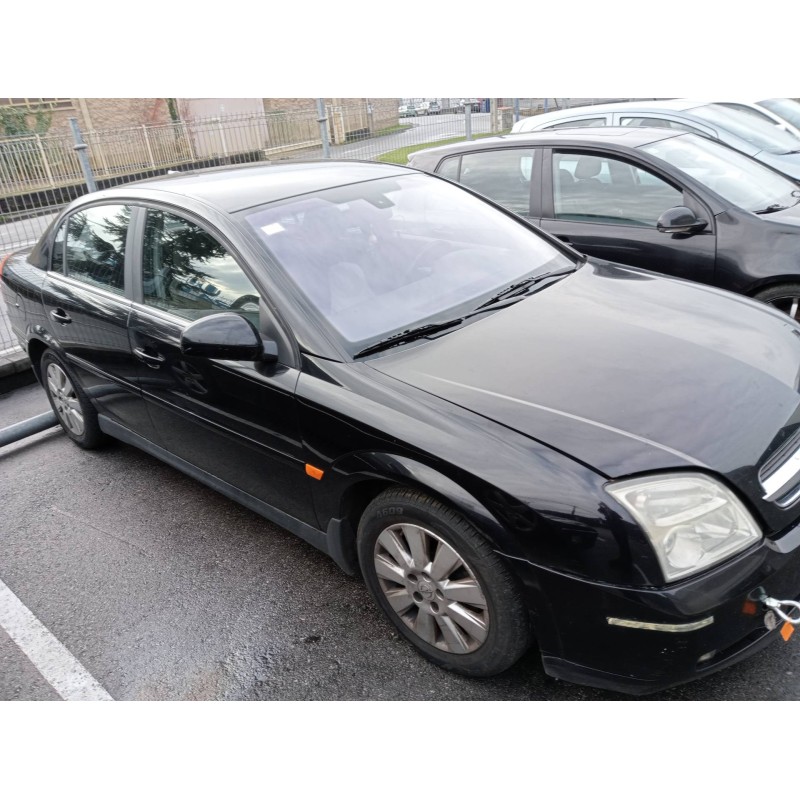 opel vectra c berlina del año 2003