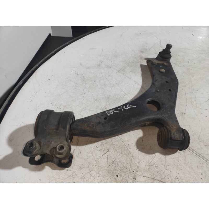 Recambio de brazo suspension inferior delantero izquierdo para ford kuga (cbv) titanium referencia OEM IAM   