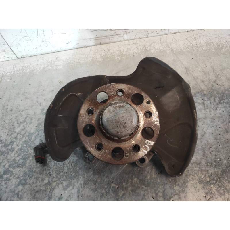Recambio de mangueta delantera derecha para mercedes-benz clase c (w203) familiar c 320 t cdi (203.220) referencia OEM IAM   