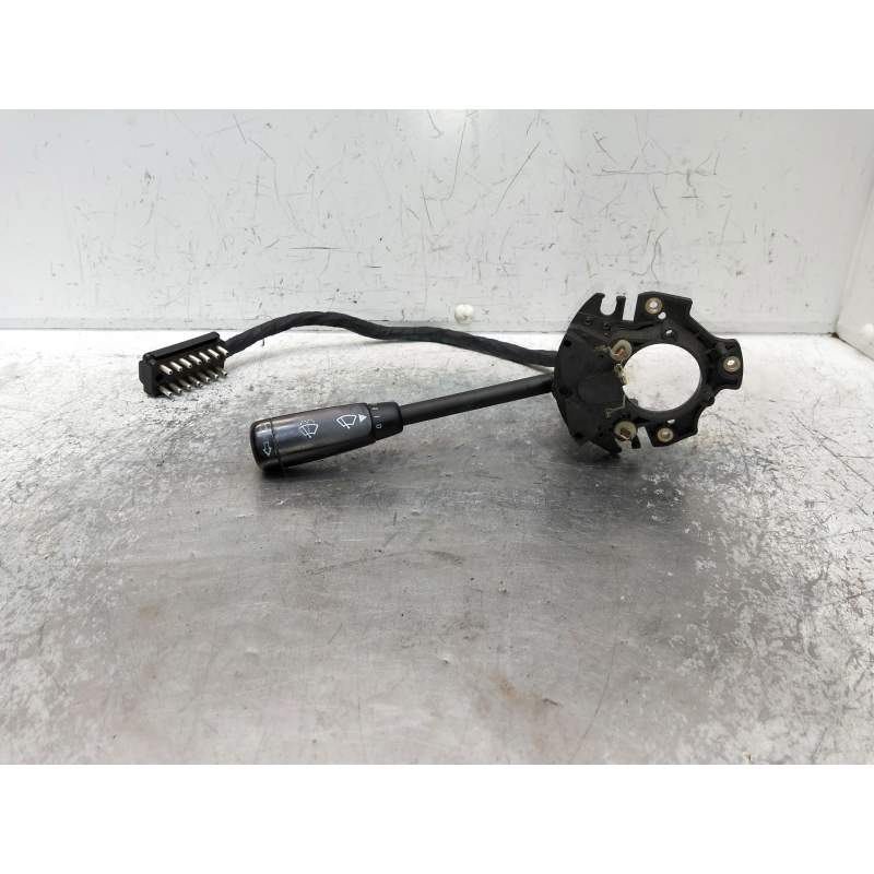Recambio de mando limpia para mercedes-benz clase e (w124) berlina referencia OEM IAM   1984