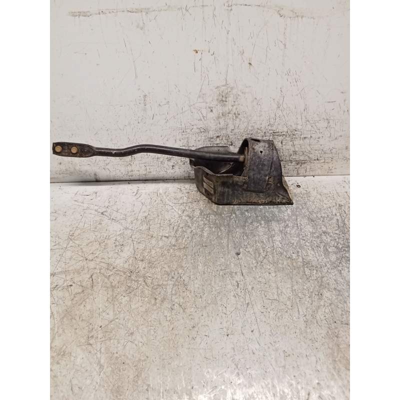 Recambio de brazo suspension superior trasero izquierdo para dfsk c35 furgoneta 1.5 referencia OEM IAM   