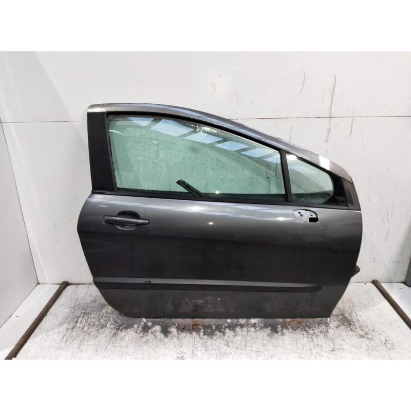 Recambio de puerta delantera derecha para peugeot 308 referencia OEM IAM  3P 2007