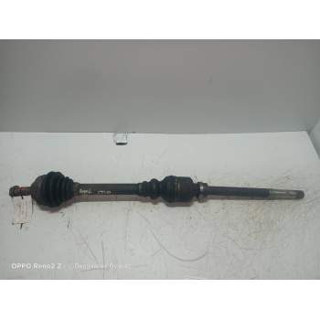 TRANSMISION DELANTERA DERECHA 19TD 1995
