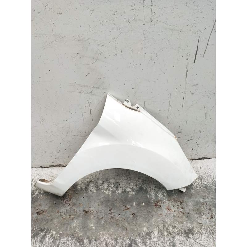 Recambio de aleta delantera derecha para ford fiesta vi (cb1, ccn) 1.5 tdci referencia OEM IAM   2012