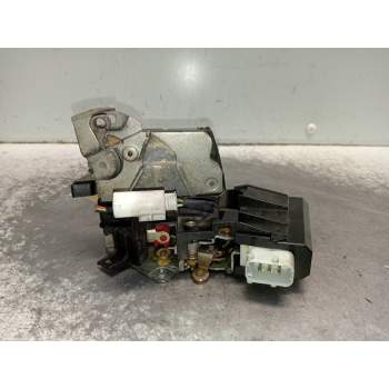 MOTOR CIERRE CENTRALIZADO TRASERO DERECHO 8352165 4P