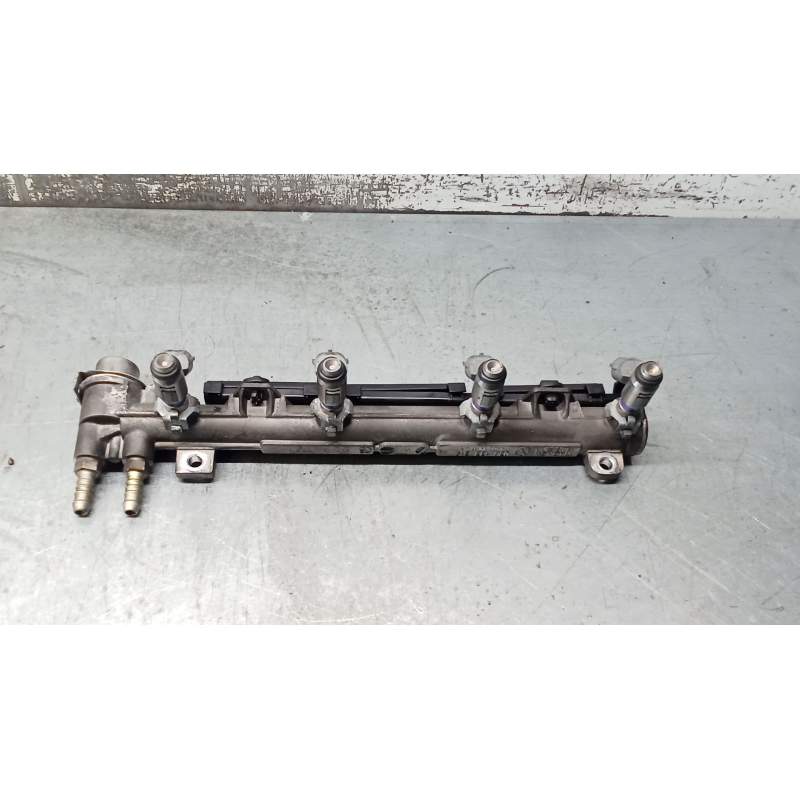 Recambio de rampa inyectora para seat leon (1m1) 1.6 16 v referencia OEM IAM 036133319  99