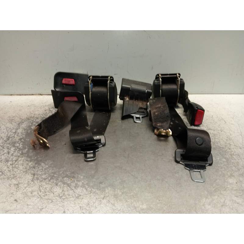 Recambio de juego cinturones trasero para bmw serie 7 (e38) 740il automático referencia OEM IAM   4P