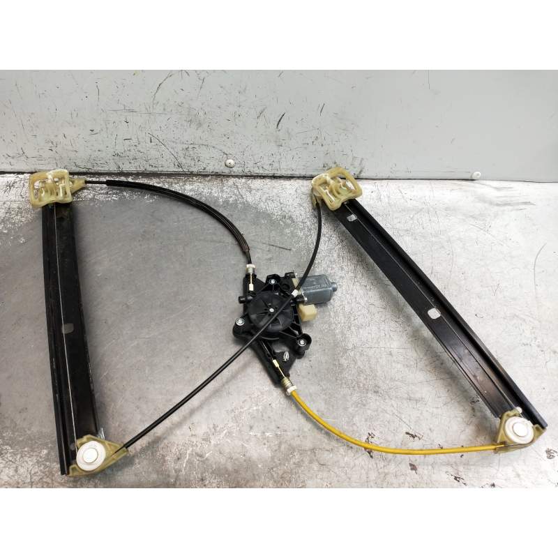Recambio de elevalunas delantero derecho para audi a4 berlina (8w2) design edition referencia OEM IAM 8W0837462 1021C28036103 4P
