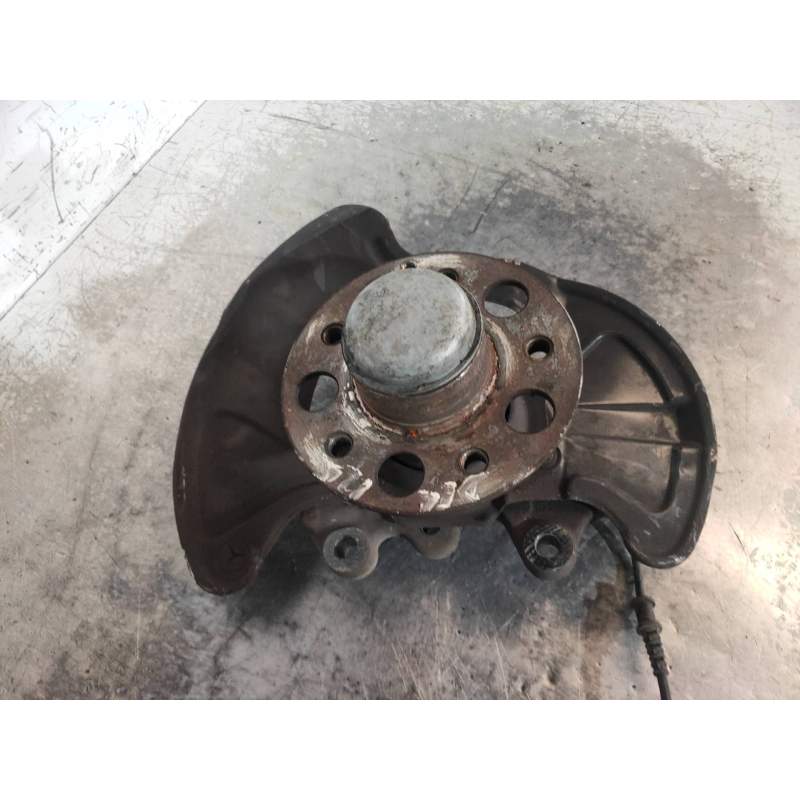 Recambio de mangueta delantera izquierda para mercedes-benz clase c (w203) familiar c 320 t cdi (203.220) referencia OEM IAM   